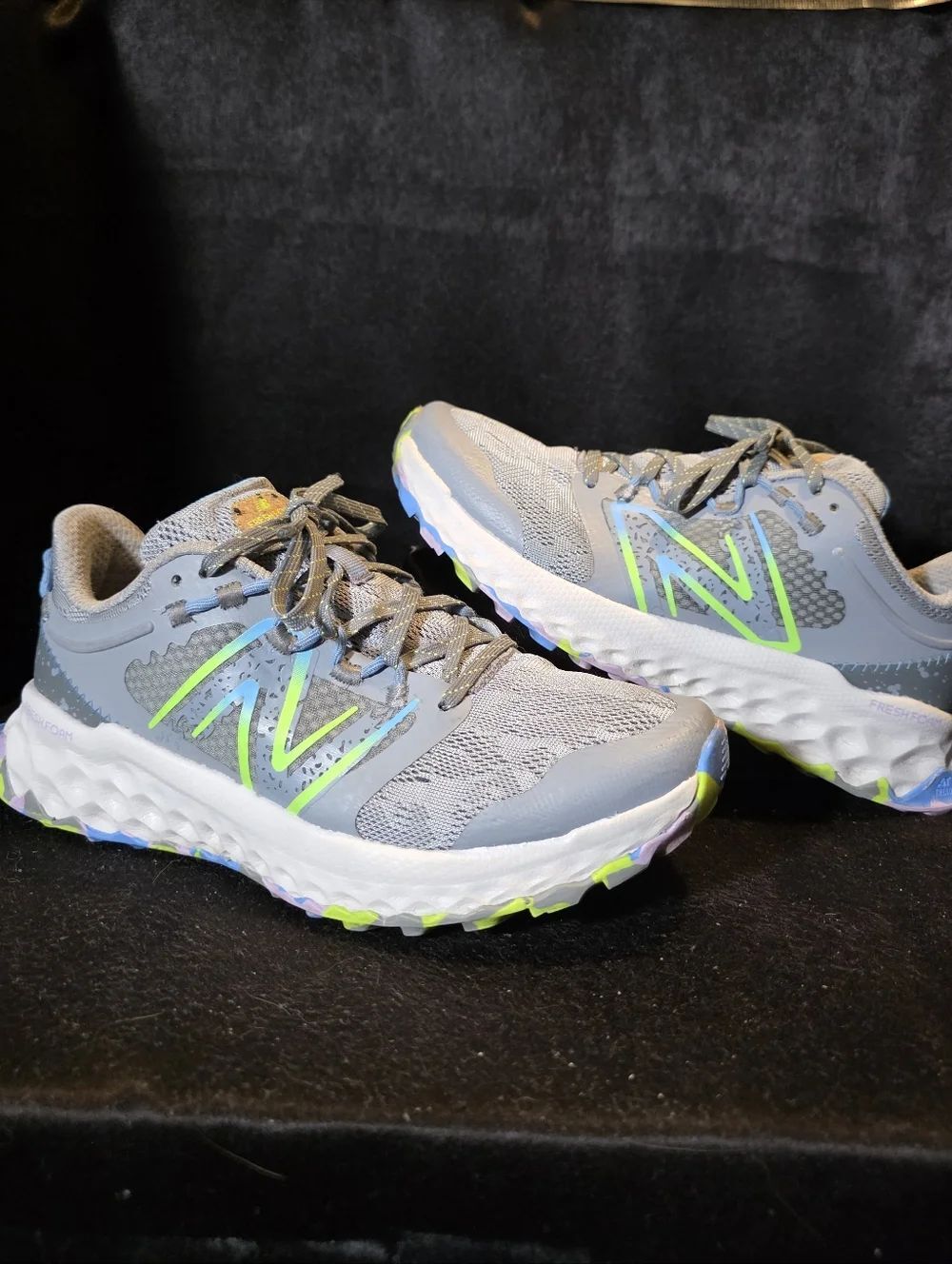 New Balance Womens 8.5